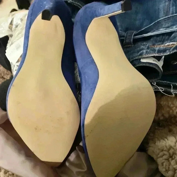 🔴SALE Gorgeous Blue Heels - Picture 7 of 7